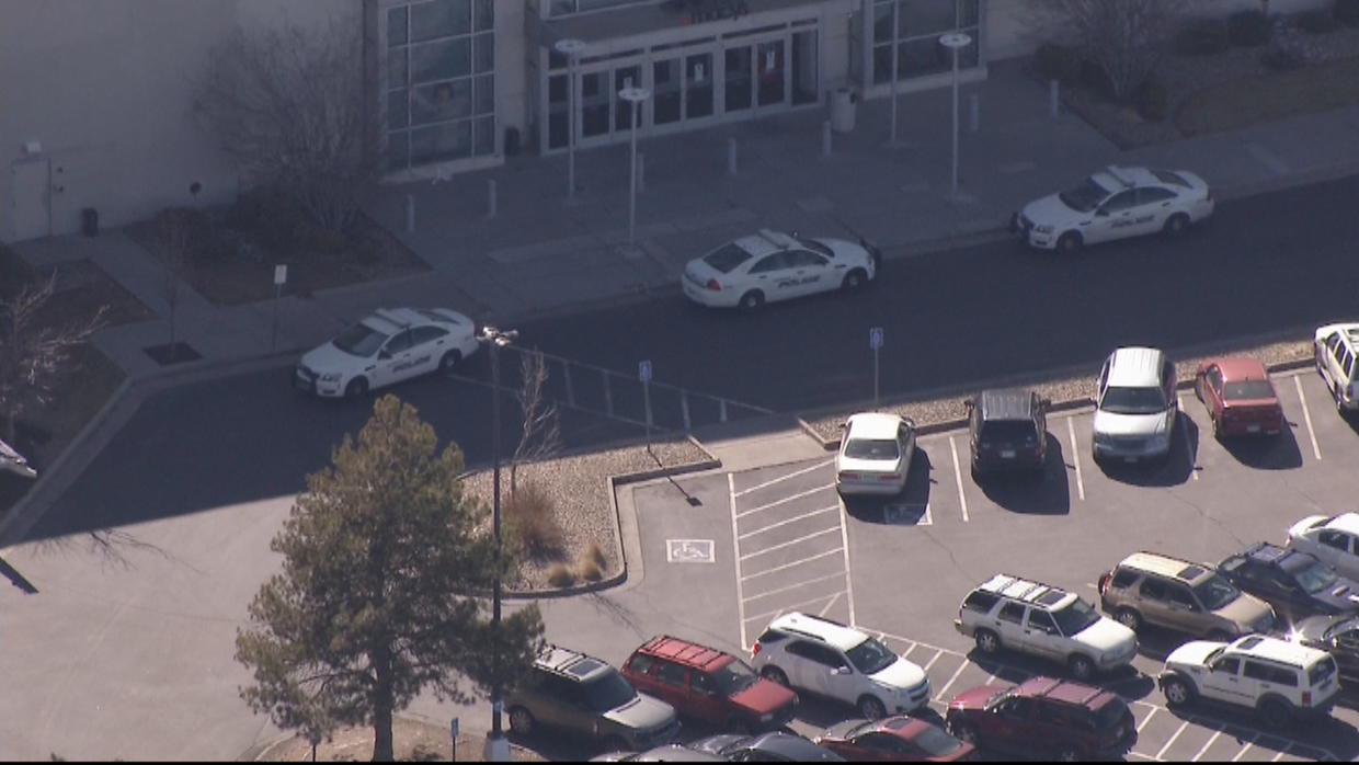 Shots Fired At Aurora Mall After Fight Between 'Multiple Parties' CBS