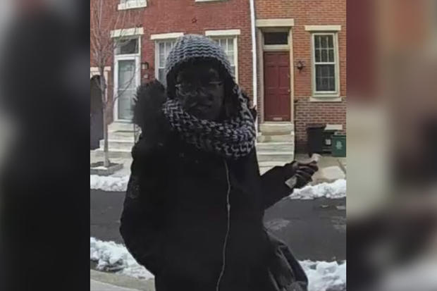 woman steals packages 
