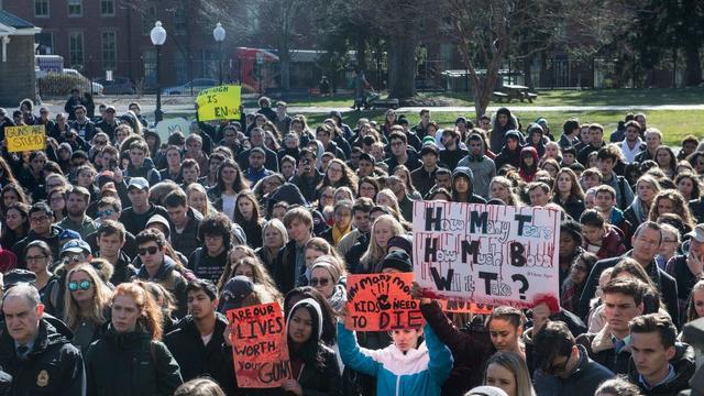 US-POLITICS-GUNS-SCHOOLS-PROTEST 