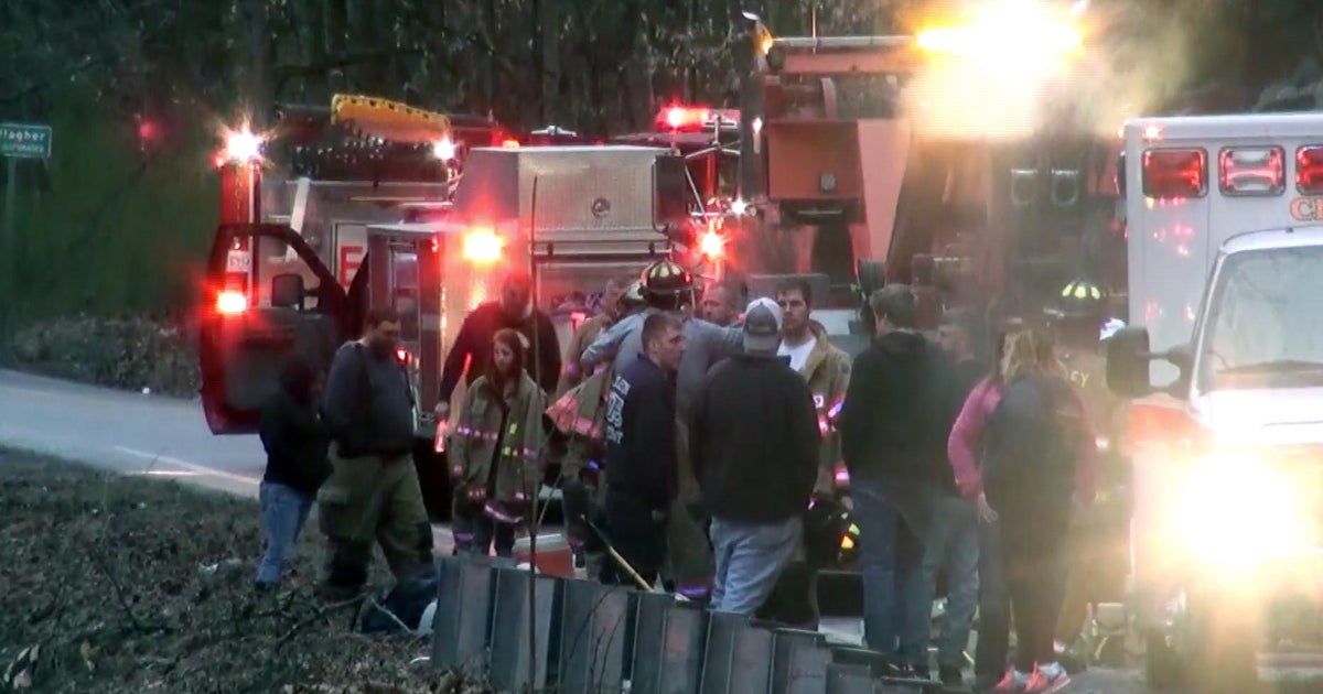 2 West Virginia firefighters among victims in deadly crashes - CBS News