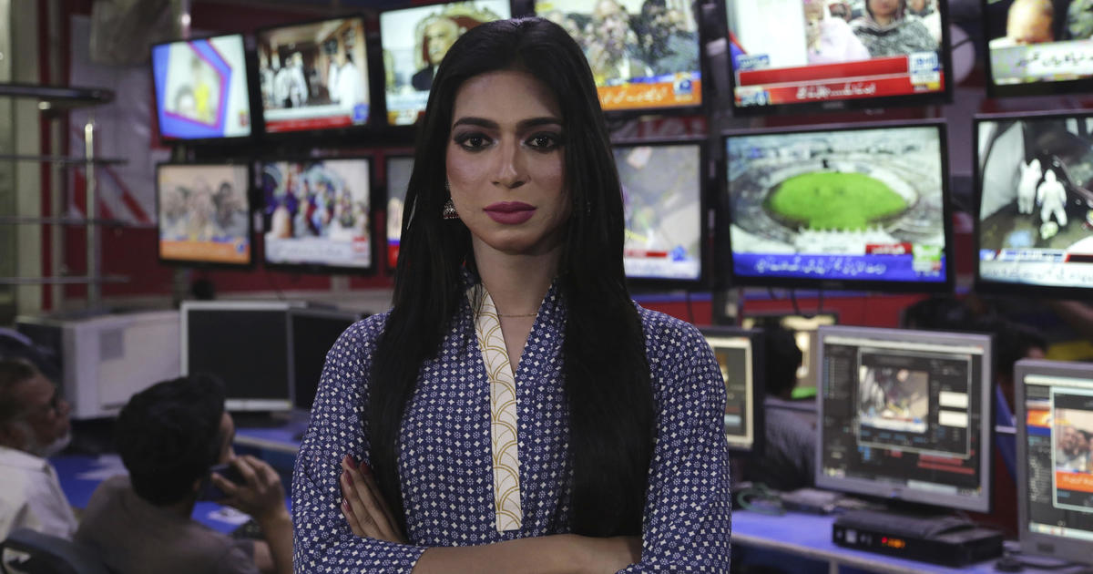 Pakistan Transgender Anchor Marvia Malik Pushes Boundaries In Muslim