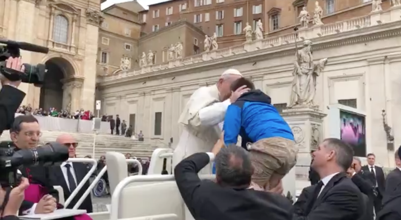 Pope makes child cancer survivor's wish come true with kiss, ride in  popemobile - CBS News