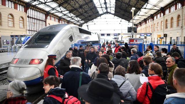 FRANCE-POLITICS-LABOUR-RAIL-STRIKE 