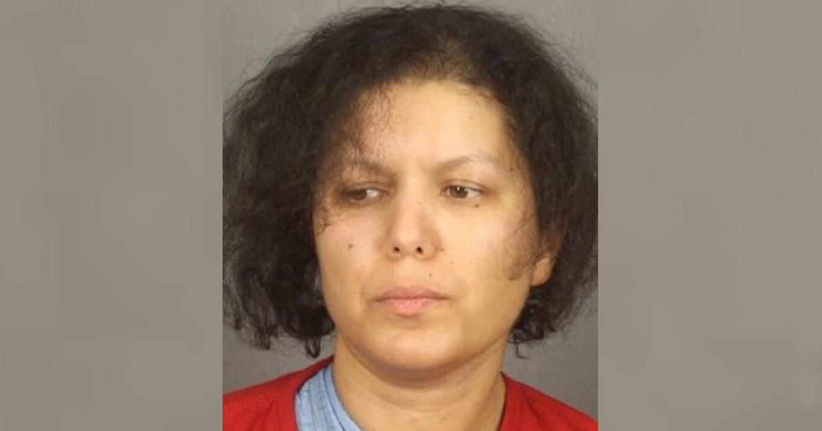 Police Mom Used Kitchen Knife To Decapitate 7 Year Old Son Cbs News 