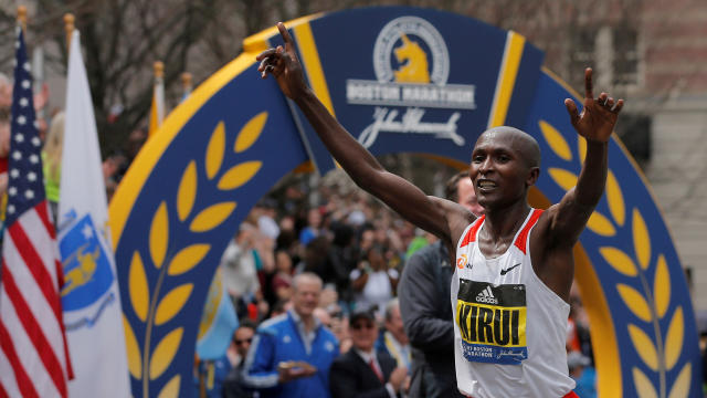 Geoffrey Kirui of Kenya crosses the finish line to win the men's division of the 121st Boston Marathon in Boston, Massachusetts, April 17, 2017. 