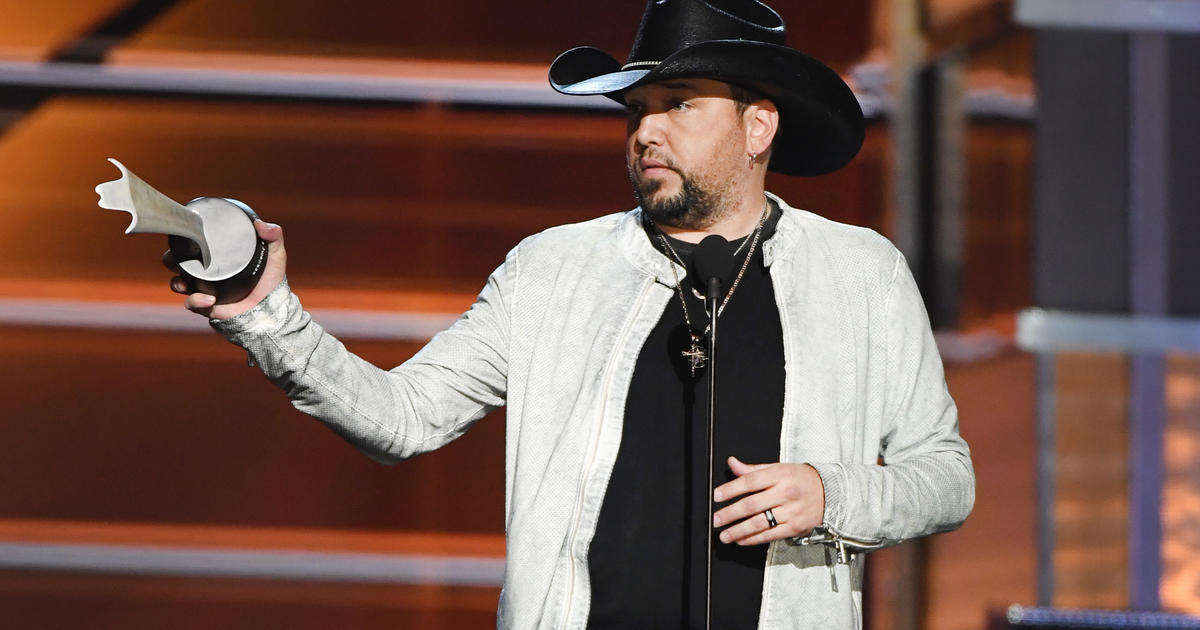 Jason Aldean Wins Entertainer Of The Year At ACM Awards CBS DFW