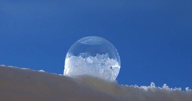 Closeup: Freezing soap bubbles