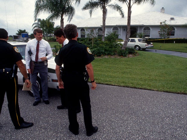 Warren murder investigators