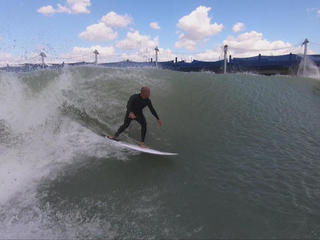 This 360-degree artificial wave simulator could change surfing - CNET