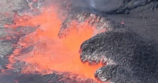 Major earthquakes rock Hawaii as Kilauea volcano erupts CBS News