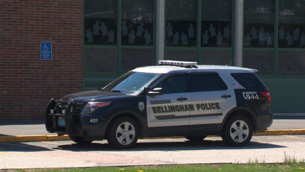 Bellingham-police-at-middle-school 