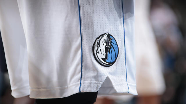 Dallas Mavericks invite 1,500 essential workers to first game with