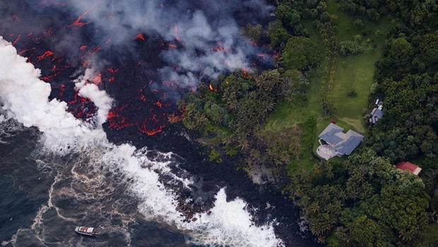 Capturing the irresistible, horrifying beauty of Kilauea volcano CBS News