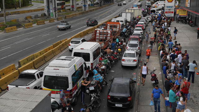 cbsn-fusion-brazils-trucker-strike-enters-8th-day-despite-deal-paralyzing-the-country-thumbnail-1579384-640x360.jpg 