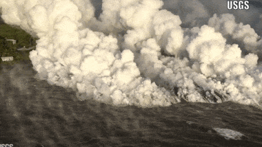 180605-gif-usgs-lava-kapoho-bay-promo-only.gif 