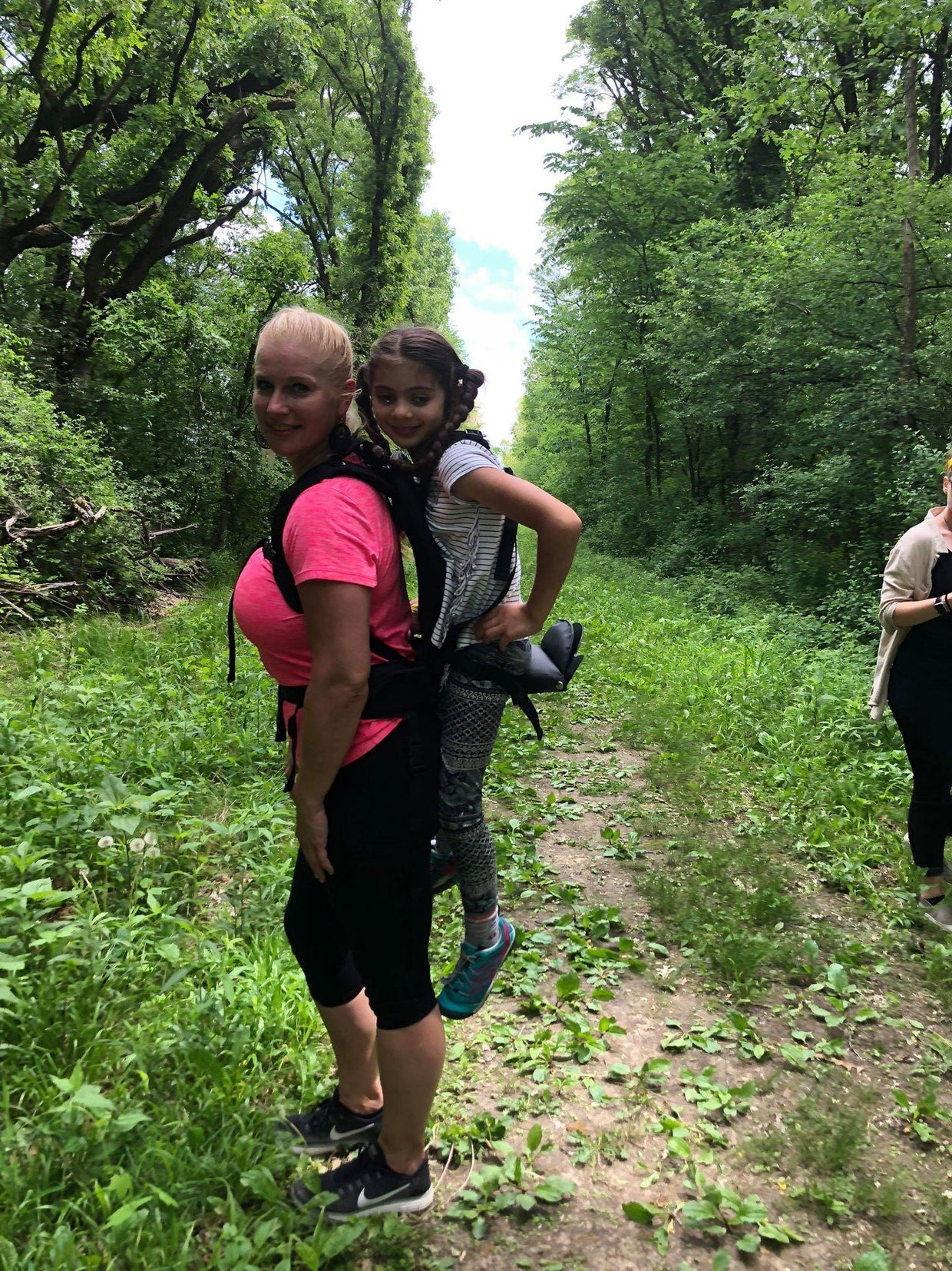 Teacher carries student with cerebral palsy on school hiking trip CBS