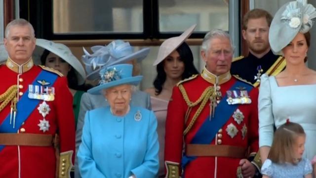 cbsn-fusion-queen-elizabeth-celebrates-her-92nd-birthday-thumbnail-1587194-640x360.jpg 