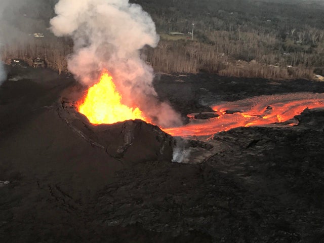 hawaii-volcano-usgs-2209.jpg 