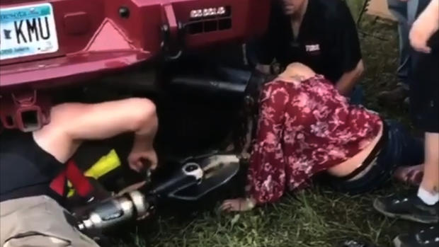woman-gets-head-stuck-in-exhaust-pipe 