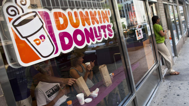 Dunkin Donuts Hopes To Raise $400 Million Through IPO 