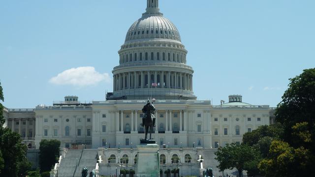 us-capitol-477987-1920.jpg 