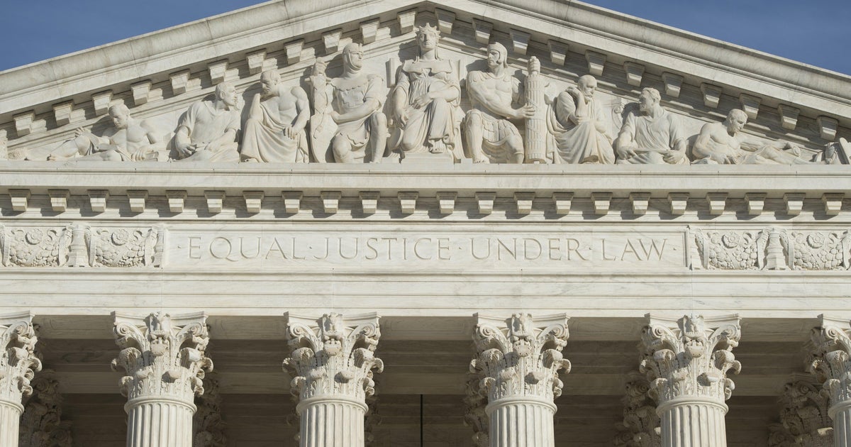 U.S.Mexico border wall Supreme Court allows Trump to use military