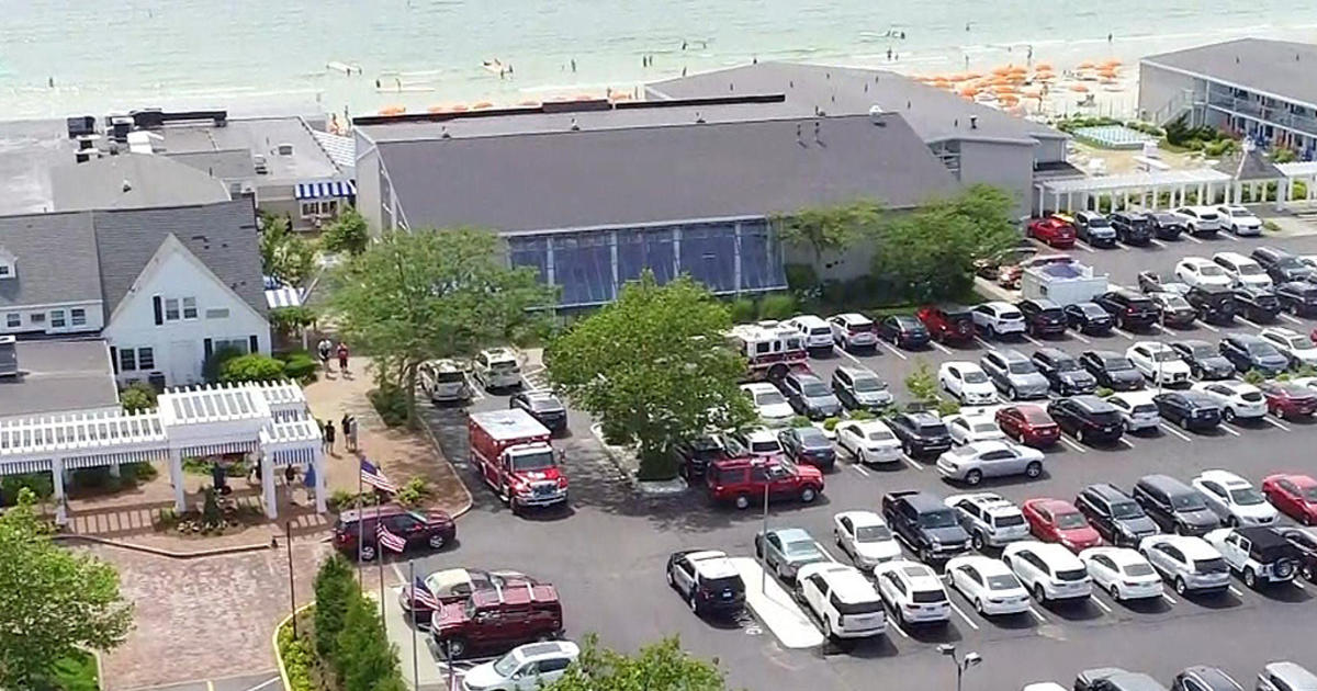 82-year-old man drowns in Yarmouth motel pool