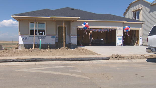 HOME FOR VETS 5VO_frame_279 