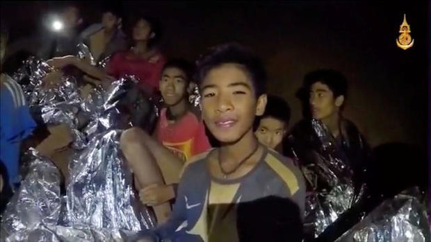 Cave rescue of boys soccer team in Thailand 