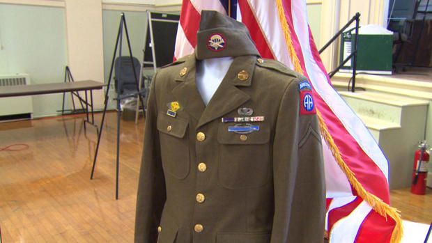 World-War-II-veteran-Stanley-Kawa's-uniform 