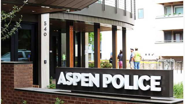 aspen-police-sign-credit-aspen-times.png 