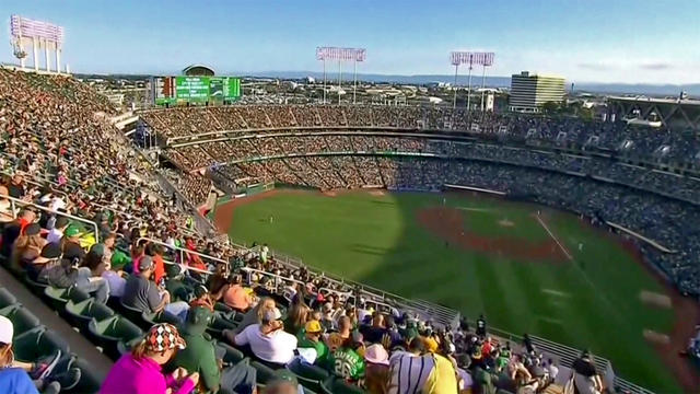 Oakland A's fans staying home in droves; Coliseum attendance plummets - CBS  San Francisco