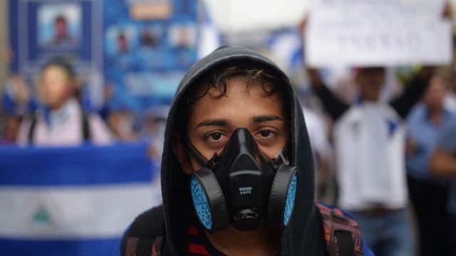 cbsn-fusion-thousands-fleeing-violence-in-nicaragua-as-government-cracks-down-on-protesters-thumbnail-1625017-640x360.jpg 