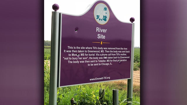 sign.jpg 