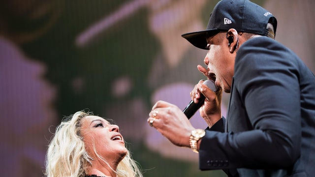 US-VOTE-DEMOCRATS-CLINTON 