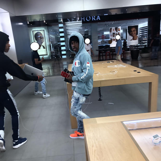Apple Store robbery-Rocklin Police 
