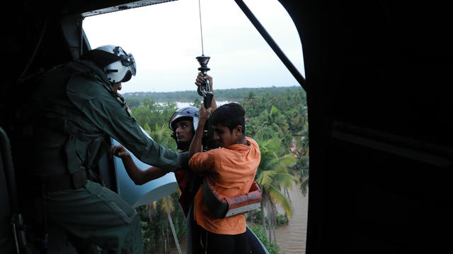 INDIA-FLOOD-WEATHER 