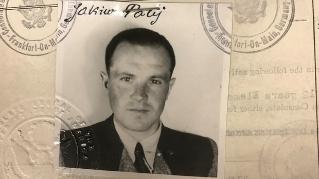 Palij-US-visa-photo-1949-a1 