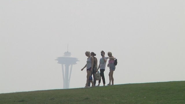 aed-20180815-wed0087-ca-wildfires-vo-sot-smoke-blankets-seattle-fd-frame-288.jpg 