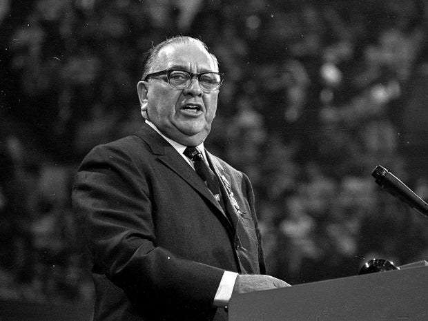 chicago-dnc-1968-mayor-daley-ap-680826010.jpg