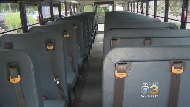 school-bus-seat-belts.jpg 