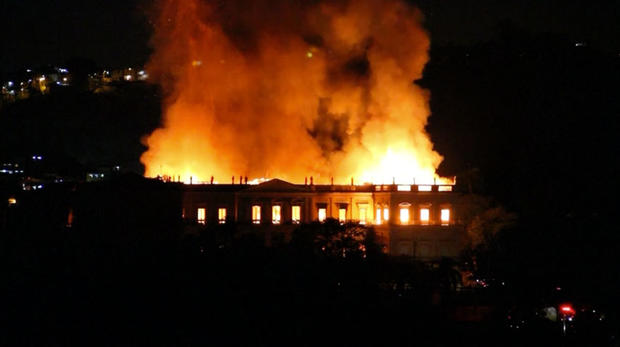 Fire at museum in Rio de Janiero 