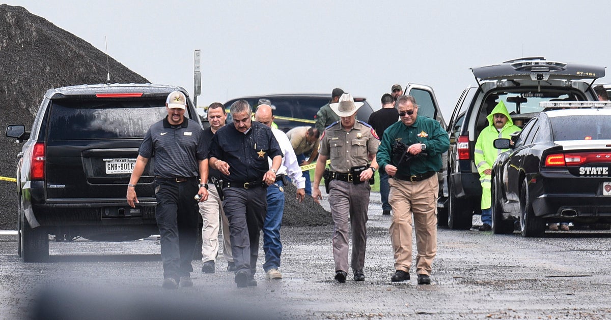 Border Patrol agent suspected of killing 4 women - CBS News