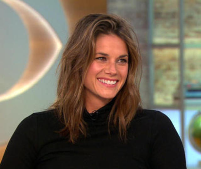 Missy Peregrym "proud" to portray special agent role in "FBI" - CBS News