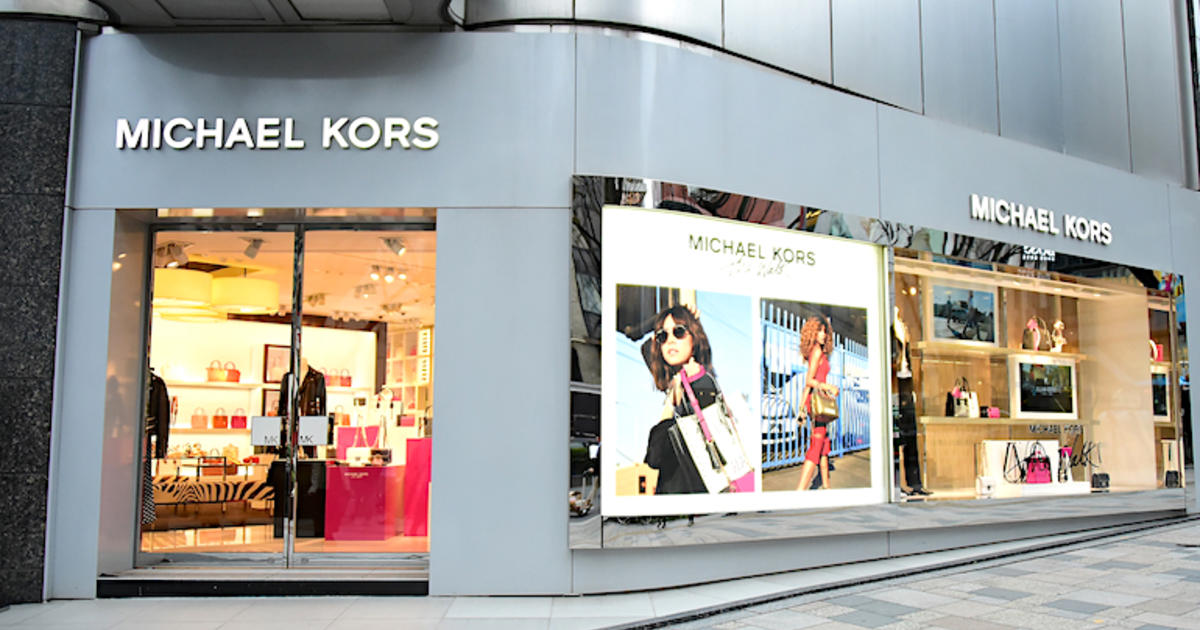 Michael Kors Ups The Glamour, Buys Versace For $2 Billion - CBS Texas