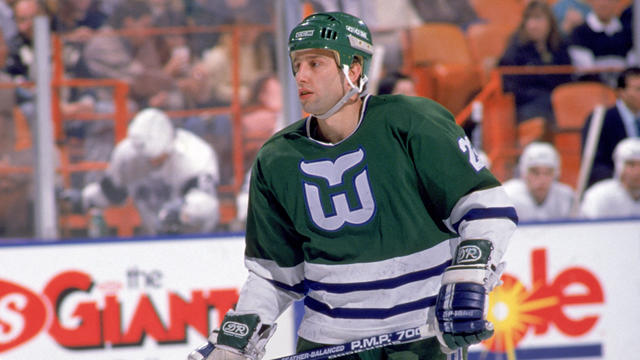 VIDEO: Hurricanes don Whalers jerseys 