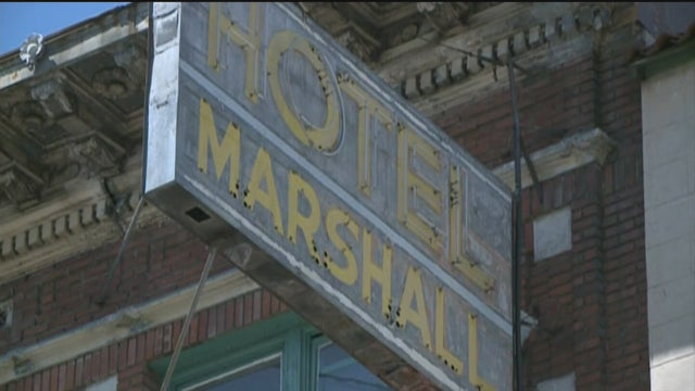 hotel-marshall.jpg 