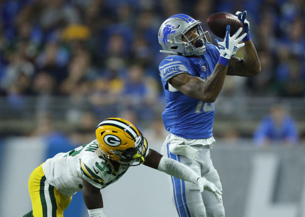 Green Bay Packers v Detroit Lions 