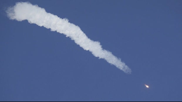 AFA ASTRONAUT 5VO_frame_330