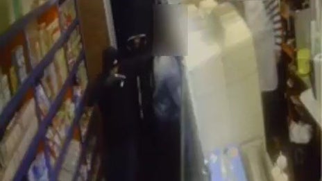 bronx-deli-robbed-at-gunpoint-nypd.jpg 
